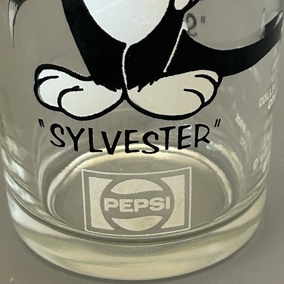 Warner 1973 Pepsi Collector’s Series Looney Tunes Tweety and Sylvester #7 - Picture 5 of 7
